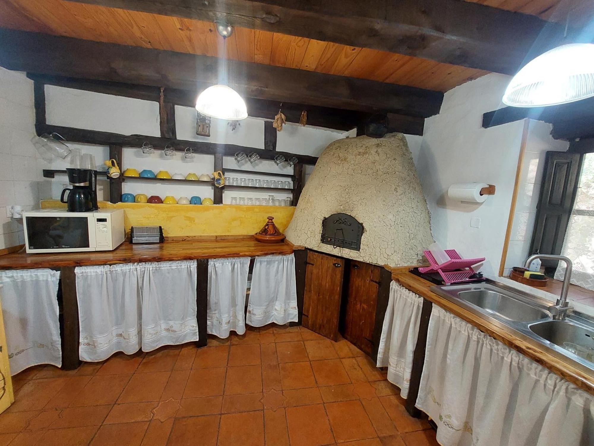Las Peonias Casa Rural Almiruete Exterior foto