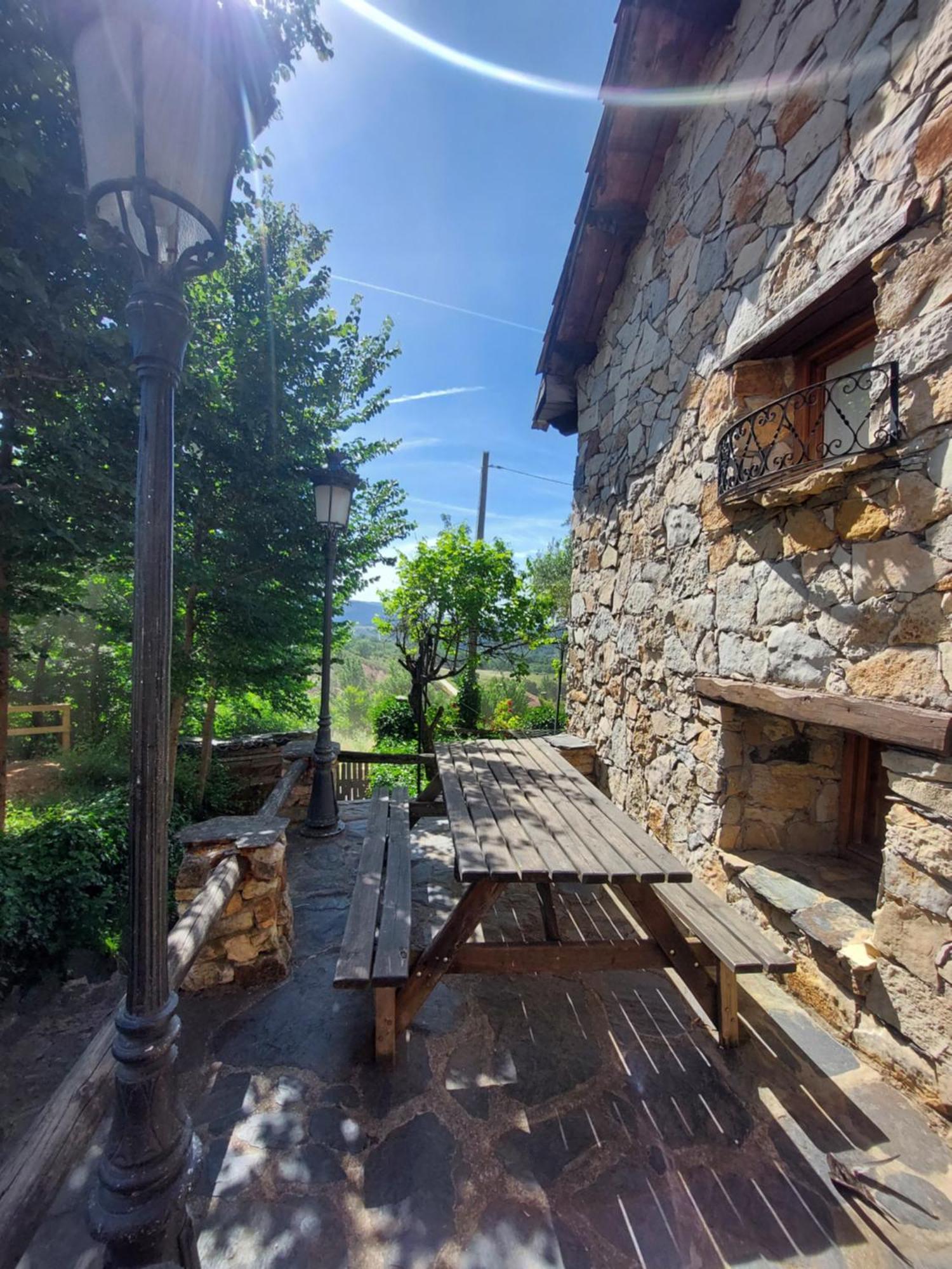 Las Peonias Casa Rural Almiruete Exterior foto